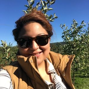 Meet your Posher, Kimberly